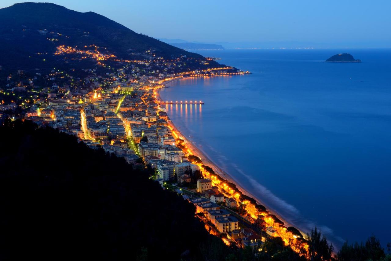 Grand Hotel Alassio Beach & Spa Resort - The Leading Hotels Of The World Dış mekan fotoğraf